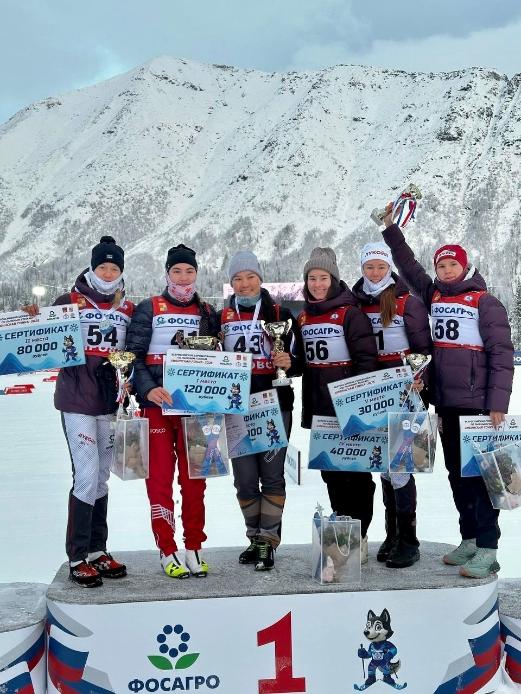 Карина Гончарова и Савелий Коростелев - победители «Хибинской гонки» в Кировске.